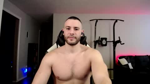 Snapshot of alpha_dominus_king chatting on 02/18/26, 04:36 OF online show from 02/18/26, 04:36