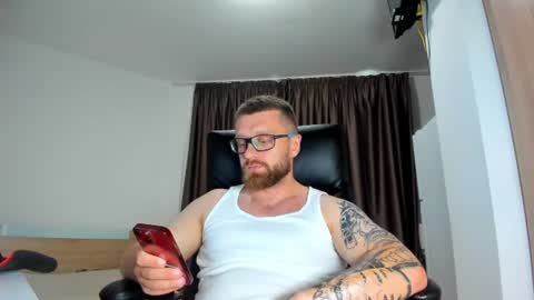 Alphaalexxx Lets reach Me 100 thumbs up online show from 07/13/26, 04:21