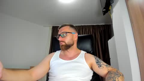 Alphaalexxx Lets reach Me 100 thumbs up online show from 07/22/26, 05:16