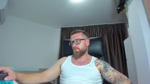 Alphaalexxx Lets reach Me 100 thumbs up online show from 07/28/26, 06:20