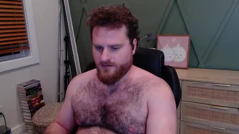 Snapshot of alphadazza18 chatting on 01/13/26, 04:29 Alpha Dazza online show from 01/13/26, 04:29