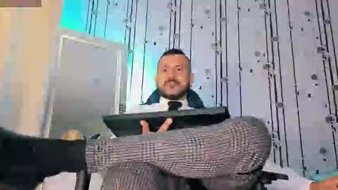 alphadrip online show from 10/17/25, 01:14