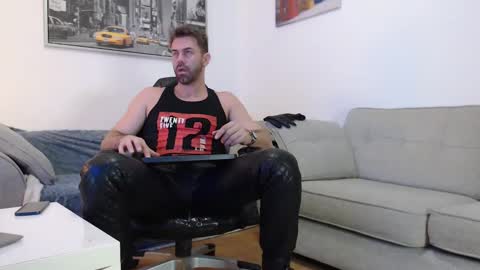 Snapshot of alphagod_luke chatting on 01/08/25, 11:52 alphagod_luke online show from 01/08/25, 11:52