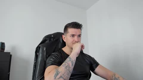 LeatherMaster online show from 09/30/25, 07:57