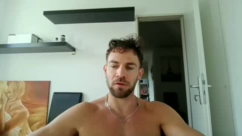 Snapshot of alphah_hunk chatting on 09/13/25, 08:25 alphah_hunk online show from 09/13/25, 08:25