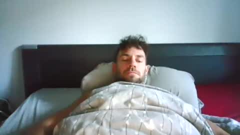 Snapshot of alphah_hunk chatting on 09/15/25, 05:29 alphah_hunk online show from 09/15/25, 05:29