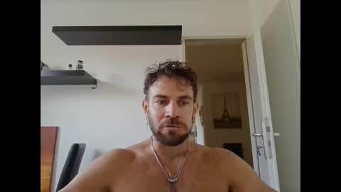 Snapshot of alphah_hunk chatting on 09/21/25, 10:50 alphah_hunk online show from 09/21/25, 10:50