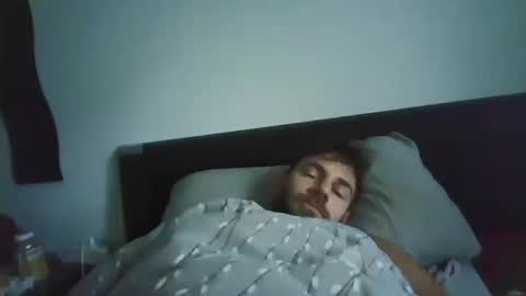 Snapshot of alphah_hunk chatting on 09/23/25, 06:38 alphah_hunk online show from 09/23/25, 06:38