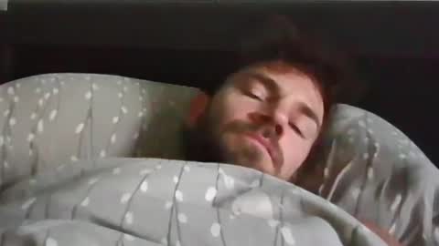 Snapshot of alphah_hunk chatting on 09/26/25, 07:01 alphah_hunk online show from 09/26/25, 07:01