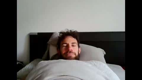 Snapshot of alphah_hunk chatting on 10/15/25, 07:41 alphah_hunk online show from 10/15/25, 07:41