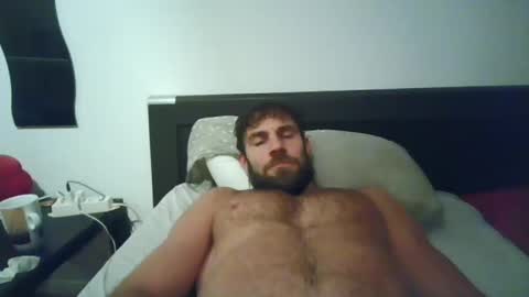 Snapshot of alphah_hunk chatting on 10/15/25, 08:42 alphah_hunk online show from 10/15/25, 08:42