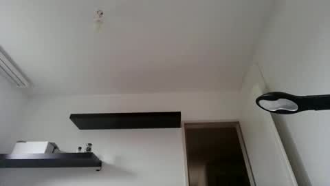 Snapshot of alphah_hunk chatting on 10/17/25, 02:30 alphah_hunk online show from 10/17/25, 02:30