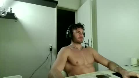 alphah_hunk online show from 12/13/25, 07:53