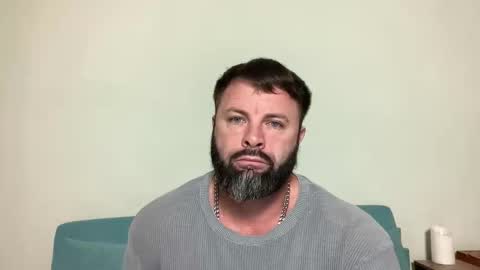 Snapshot of alphasparks chatting on 09/24/25, 02:37 Jhonny online show from 09/24/25, 02:37