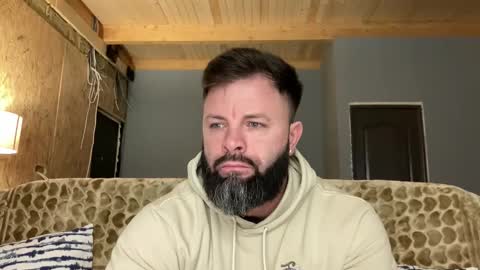 Snapshot of alphasparks chatting on 10/20/25, 02:56 Jhonny online show from 10/20/25, 02:56