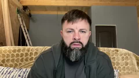 Snapshot of alphasparks chatting on 10/23/25, 02:55 Jhonny online show from 10/23/25, 02:55