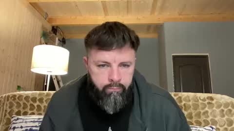 Snapshot of alphasparks chatting on 10/24/25, 03:14 Jhonny online show from 10/24/25, 03:14