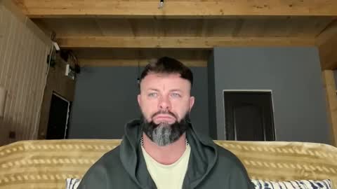 Snapshot of alphasparks chatting on 11/01/25, 04:03 Jhonny online show from 11/01/25, 04:03