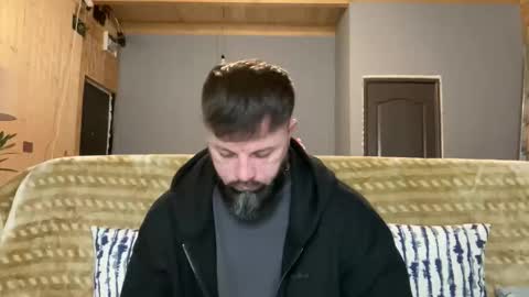 Snapshot of alphasparks chatting on 11/05/25, 04:12 Jhonny online show from 11/05/25, 04:12