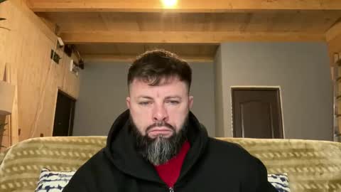 Snapshot of alphasparks chatting on 11/07/25, 03:50 Jhonny online show from 11/07/25, 03:50