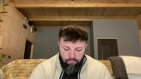 Snapshot of alphasparks chatting on 11/14/25, 04:11 Jhonny online show from 11/14/25, 04:11