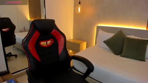 Snapshot of altair_mori chatting on 12/05/25, 07:32 A L T A I R online show from 12/05/25, 07:32