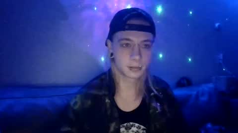 altboy010 online show from 12/29/24, 04:40