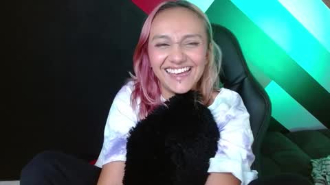 Alter  online show from 01/13/25, 08:58