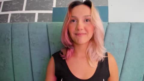 Alter  online show from 10/05/25, 11:52