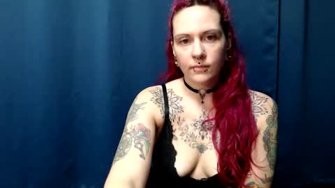 Snapshot of alternative_milf chatting on 05/22/26, 06:35 Lily online show from 05/22/26, 06:35