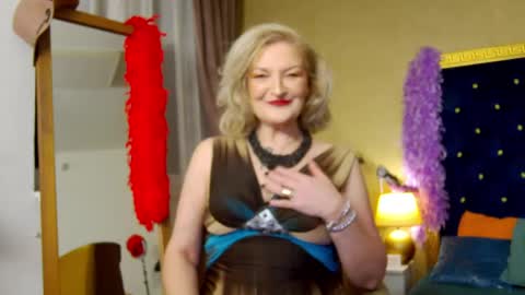 Alura Jenson online show from 05/13/26, 09:22