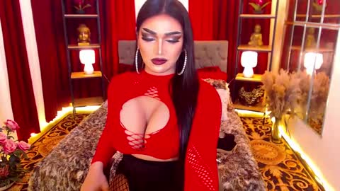 Snapshot of alurajhenson chatting on 12/19/24, 05:08 Alura Jhenson online show from 12/19/24, 05:08