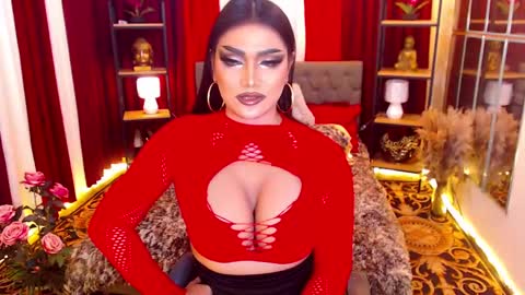 Snapshot of alurajhenson chatting on 12/26/24, 11:13 Alura Jhenson online show from 12/26/24, 11:13