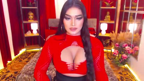 Snapshot of alurajhenson chatting on 01/14/25, 11:31 Alura Jhenson online show from 01/14/25, 11:31