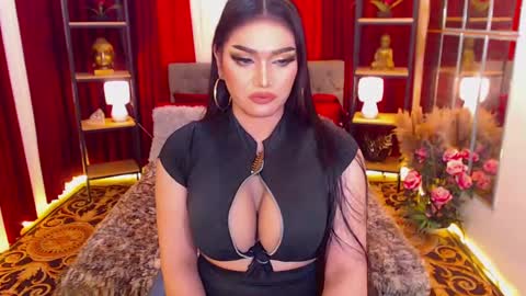 Snapshot of alurajhenson chatting on 01/21/25, 11:34 Alura Jhenson online show from 01/21/25, 11:34
