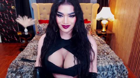Snapshot of alurajhenson chatting on 02/06/25, 10:15 Alura Jhenson online show from 02/06/25, 10:15