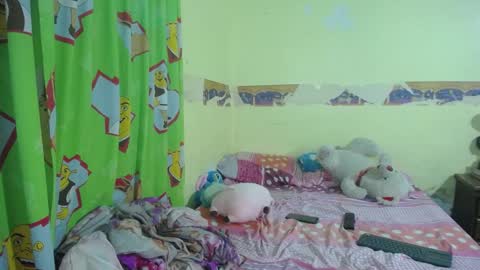 Snapshot of always_hot3 chatting on 09/18/25, 02:57 always_hot3 online show from 09/18/25, 02:57