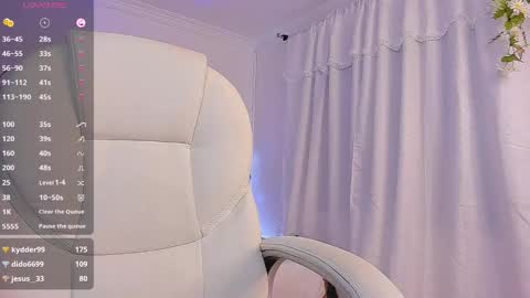 Im Aly3 online show from 12/23/24, 05:17