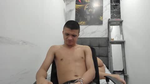 aly_n_sebas online show from 02/15/26, 08:05