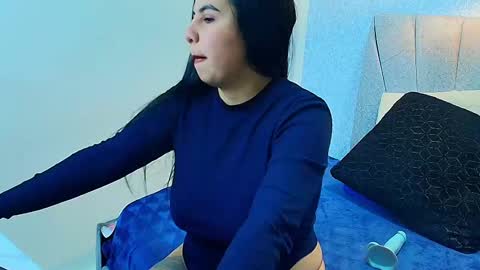   A L Y  online show from 09/16/25, 11:33