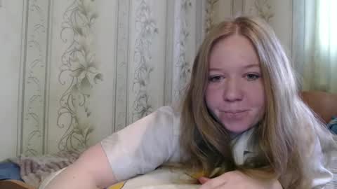 alya764770 online show from 04/18/26, 11:49