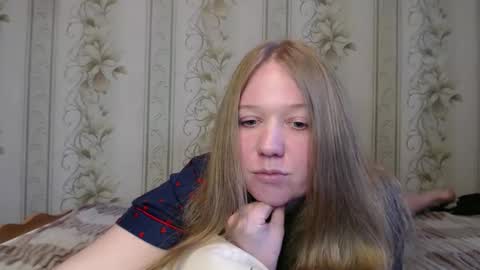 alya764770 online show from 04/23/26, 12:29