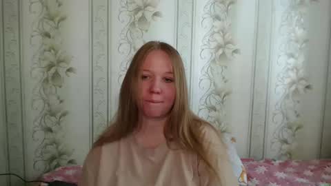 alya764770 online show from 05/16/26, 12:29