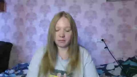 alya764770 online show from 06/05/26, 07:14