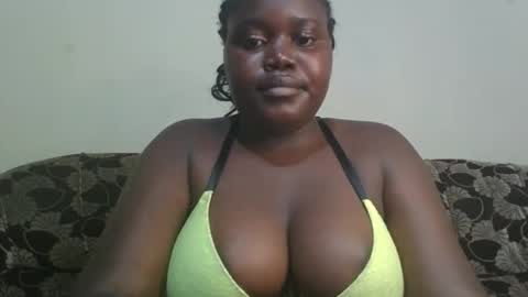 Snapshot of alyabeiby chatting on 11/14/25, 04:38 alyabeiby online show from 11/14/25, 04:38