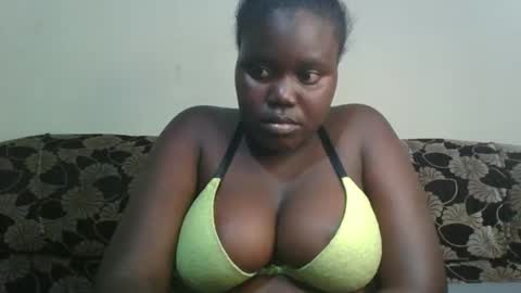 Snapshot of alyabeiby chatting on 11/21/25, 06:39 alyabeiby online show from 11/21/25, 06:39