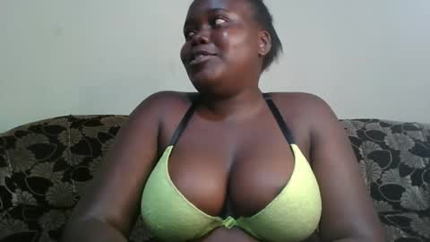 Snapshot of alyabeiby chatting on 11/23/25, 05:24 alyabeiby online show from 11/23/25, 05:24