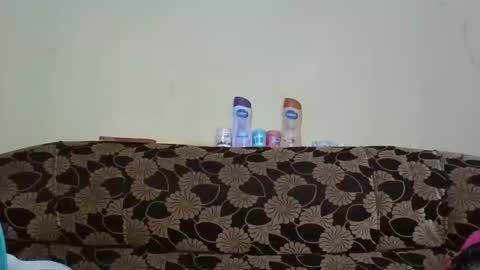 Snapshot of alyabeiby chatting on 12/14/25, 07:03 alyabeiby online show from 12/14/25, 07:03