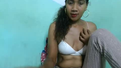 Snapshot of alyahtah chatting on 05/30/26, 06:32 alyahtah online show from 05/30/26, 06:32