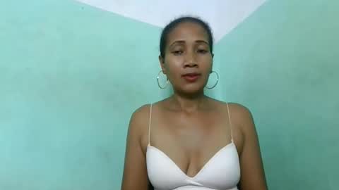 Snapshot of alyahtah chatting on 06/06/26, 07:13 alyahtah online show from 06/06/26, 07:13